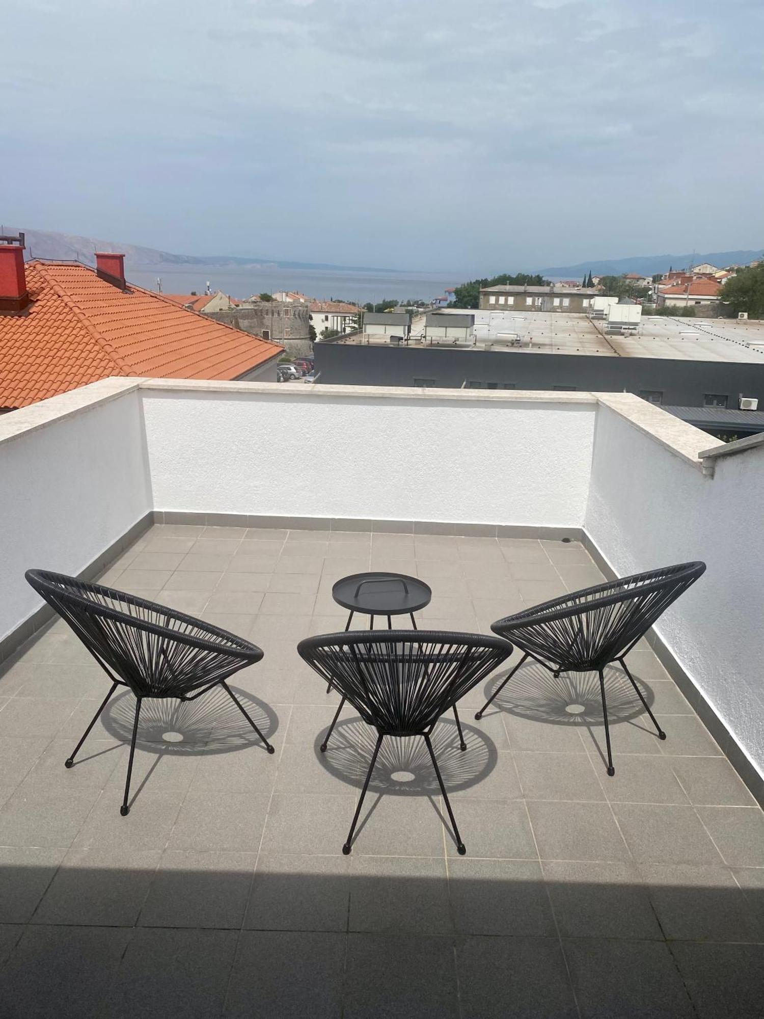 Apartments Down Town Сень Екстер'єр фото